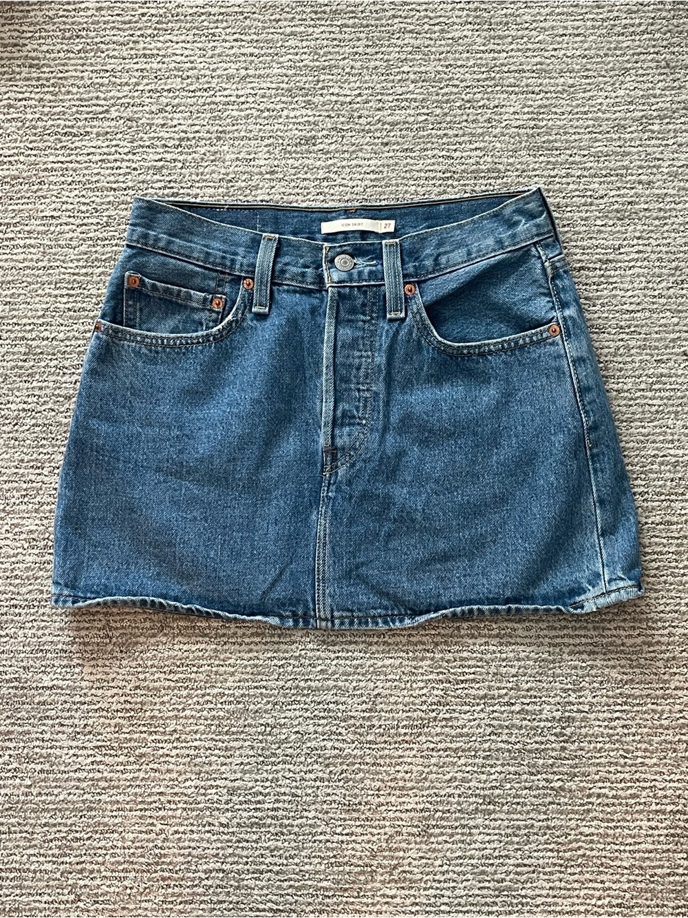 Levi’s Icon Denim Mini Skirt